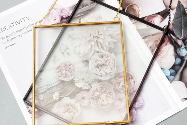 Double Glass Floating Square Metal Frame – Photo Display for Pressed Flowers & Artwork (6) Double glass floating square metal frame for pressed flowers and photos