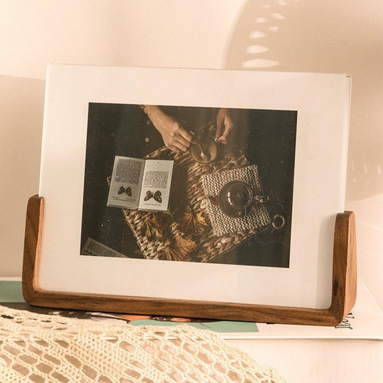 DIY 3D Wood Frame with Dried Flower and Shell Specimen