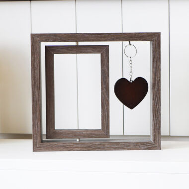 Minimalist solid wood frame for A4 A3 posters and 4K 8K paintings, wall mountable