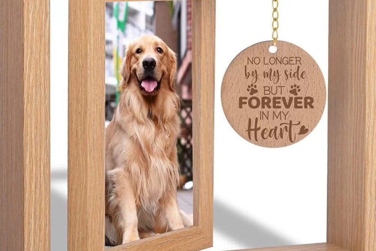 Rotatable Wooden Photo Frame for Postcards, Pet Memorials, Desktop Display