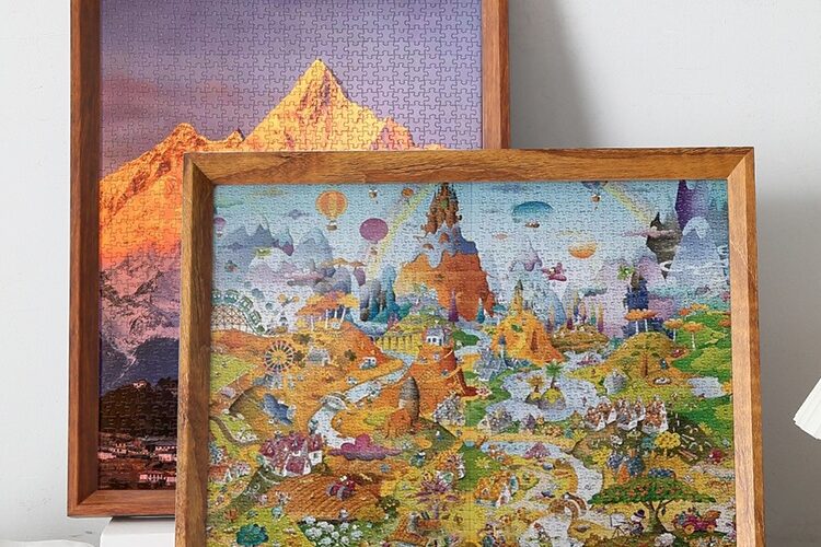 Solid Wood Puzzle Frame for 500-2000 Piece Jigsaw Puzzles